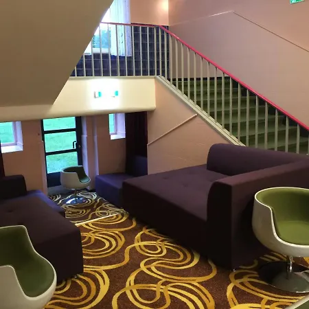 Residenz ホステル ヴェセンドルフ